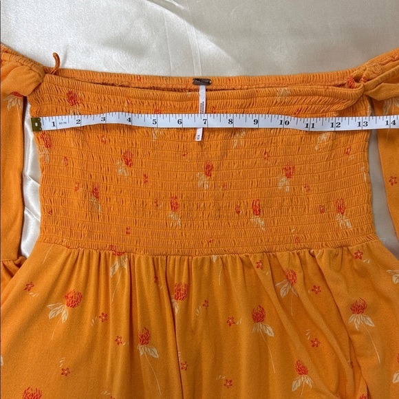 Free People Lana Floral Off-Shoulder Top in Orange Medium - Picture 9 of 11